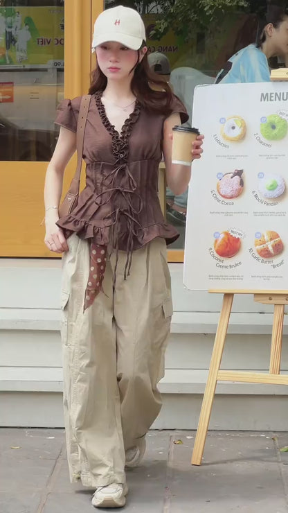 เสื้อคอวีพรางหุ่น”รุ่นคลอเซส“ (Closet) by VÂNNA